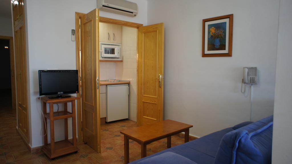 Hotel Apartamentos Kantara Al-Saif Alcántara Esterno foto